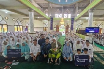 XLSMART gelar pesantren digital di Ponpes Qamarul Huda Lombok Tengah
