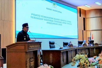 Bupati Barut sampaikan rancangan APBD 2026 dengan pendapatan Rp3,13 triliun