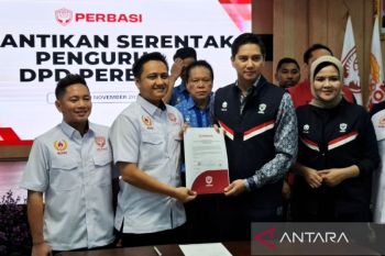 Ketum Perbasi minta siapkan kompetisi daerah saat lantik pengurus DPD