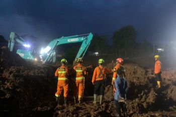 Tim SAR fokuskan pencarian korban longsor Cilacap di dua titik pada hari kesembilan