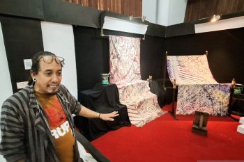 Seniman Kalbar hidupkan kembali tradisi lewat pameran Swararupa