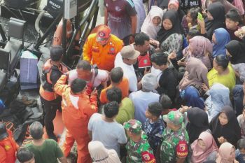 Tim SAR Pasaman temukan enam nelayan hilang dalam keadaan selamat