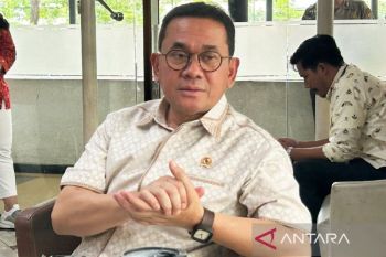 Biaya pemusnahan pakaian impor bekas bukan dari APBN, tegas Mendag