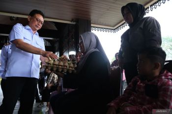 Pemkot Pontianak salurkan bantuan atensi disabilitas
