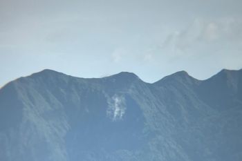 Aktivitas kegempaan Gunung Sangeang Api menurun, status tetap waspada