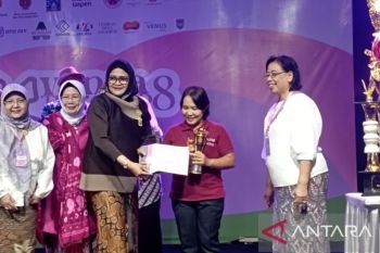 Peserta Festival Anggrek Vanda Tricolor naik 90 persen