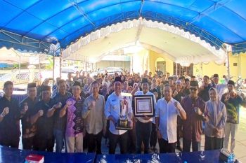 Juara MTQH Kalteng, Shalahuddin berikan bonus Rp300 juta dan umrah untuk kafilah Barut