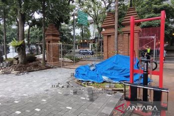 Gerbang Gedung Sate Candi Bentar megah visual tapi hampa manfaat