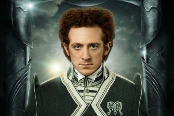 Ethan Slater ceritakan tantangannya berperan dalam dua film "Wicked"