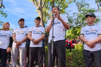 Minister pushes strengthening of key commodities in West Kalimantan