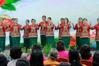 Wakil Ketua TP-PKK Kaltara Serukan Semangat Pelayanan dalam Perayaan Natal 2025