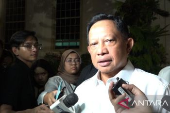 Prabowo meminta dukung MBG dengan antisipasi inflasi