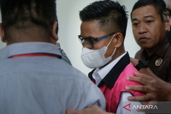Terpopuler: Kebijakan upacara HGN, anggota DPRD ditahan jaksa, hingga kasus gratifikasi DPRD NTB