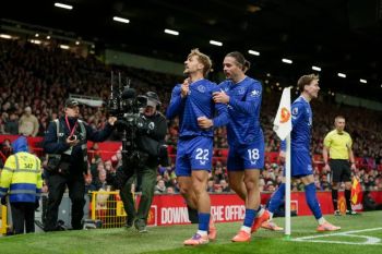 Manchester United dipermalukan saat lawan 10 pemain Everton