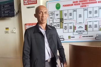 Terdakwa dugaan korupsi tanam tumbuh dituntut 8,6 tahun penjara