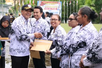 Pemkot Jayapura sebut Peran guru sangat penting jaga kokohnya bangsa