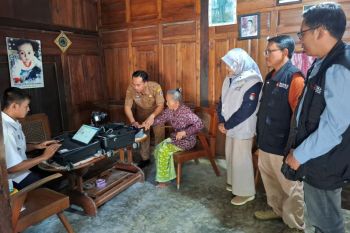 Bawaslu Blitar temukan NIK ganda saat pencocokan data