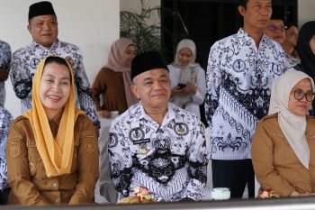 Peran guru strategis membentuk kecerdasan anak