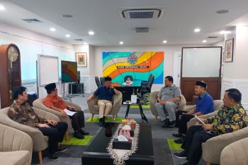 DPRD Kota Palu temui BKN dan Komisi II DPR perjuangkan 1.171 honorer