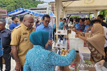 Gubernur Fakhiri: potensi laut harus jadi sumber daya unggulan di Papua