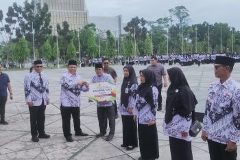 HGN 2025, empat guru teladan ini dapat umroh gratis dari Pemprov Riau
