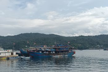 BMKG ingatkan waspada gelombang setinggi 2,5 meter di perairan Sulut