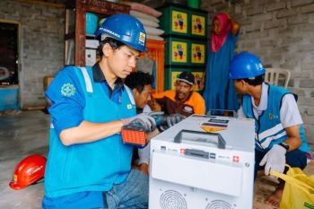 PLN nyalakan Gili Tapan dan Gili Ngali Sumbawa dengan PLTS SUPERSUN