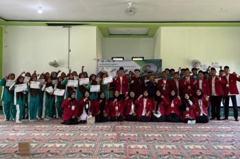 Mahasiswa KKN FKIP UMPR 2025 edukasi Gen-z bahaya seks bebas