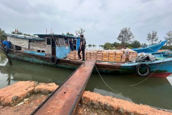 Bea Cukai ungkap kronologi penindakan beras ilegal di Batam