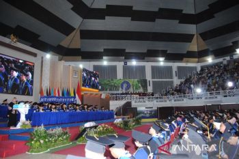 Direktur ANTARA ajak lulusan IPB hadapi tantangan dunia kerja baru