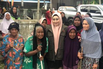 Anggota Komisi VIII DPR RI Lisda Hendrajoni sampaikan keprihatinan atas banjir yang landa Sumbar