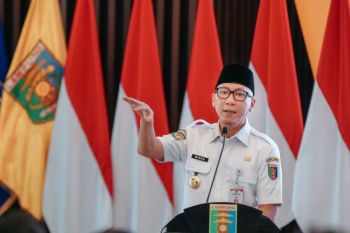 Sebanyak  23 ribu ijazah siswa tertahan di sekolah di Lampung telah dibagikan