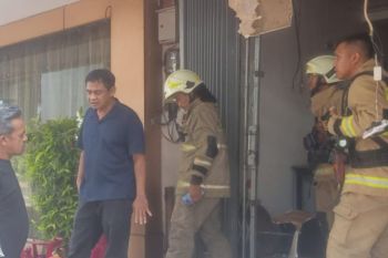 Tabung gas meledak, lukai tiga orang di Kelapa Gading