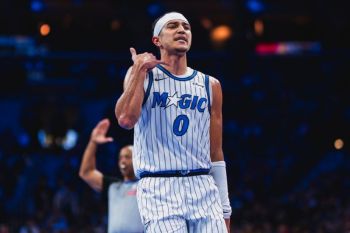 Magic menang telak 144-103 atas 76ers