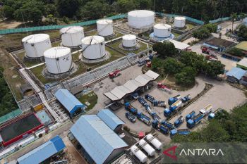 Indonesia examines idle tanks to strengthen energy reserves