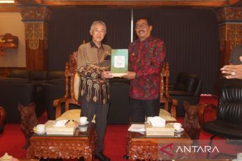 Pemkab Gianyar Bali gandeng Pemkot Osaki Jepang kelola sampah