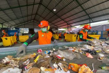 DLH DKI tambah empat TPS3R pada 2025 untuk kurangi sampah Jakarta