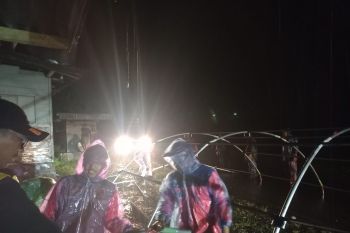 135 KK warga Malalak, Agam mengungsi dampak banjir bandang