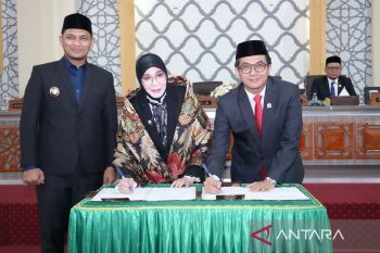 Pemkot dan DPRK Banda Aceh Sepakati Raqan APBK 2026