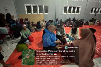 Dinkes Pasaman Barat berikan pengobatan ke 219 warga terdampak banjir