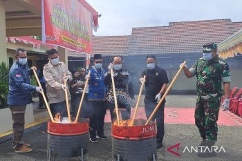 Polhukam kemarin dari sita sabu hingga pemusnahan barang bukti