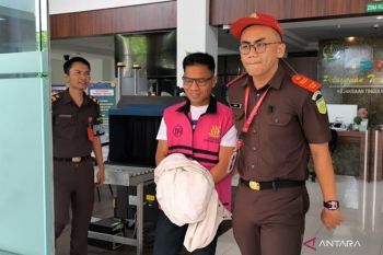 Kejati periksa tersangka gratifikasi DPRD NTB