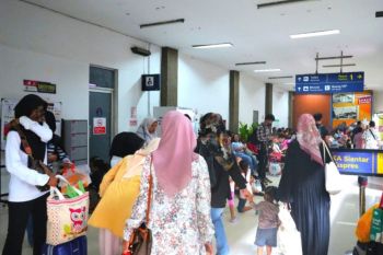 Banjir masih landa Kota Medan, KAI imbau penumpang datang lebih awal