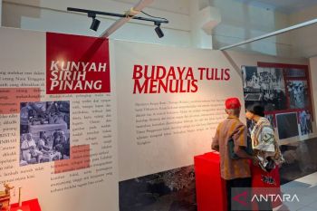 Museum NTT mengedukasi masyarakat bangga budaya lewat pameran temporer