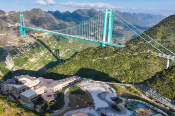 Polisi Kanada batasi penggunaan drone asal China