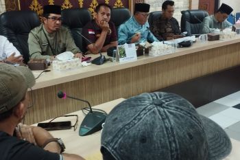 PGN dan Telkom Dumai dituntut tanggungjawab soal lubang sisa galian kabel dan pipa di jalan