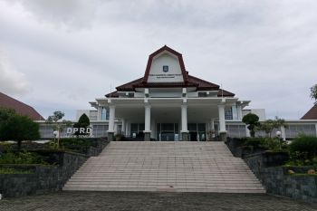 Ranperda APBD Lombok Tengah 2026 disetujui Rp2,473 triliun