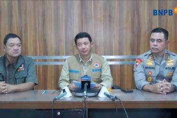 Pemerintah mengirimkan sejumlah pesawat bantu penanganan bencana Sumatera