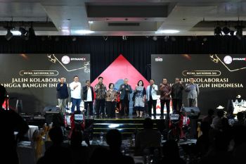 Semen Gresik perkokoh jaringan distributor dan toko bangunan di Area 4 Jateng