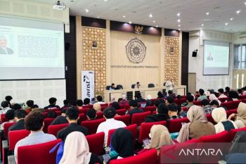 Saatnya generasi muda berdaya lewat literasi risiko dan finansial